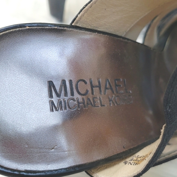 MICHAEL Michael Kors Black Jillian Cross Strap 6.5 - Picture 5 of 11